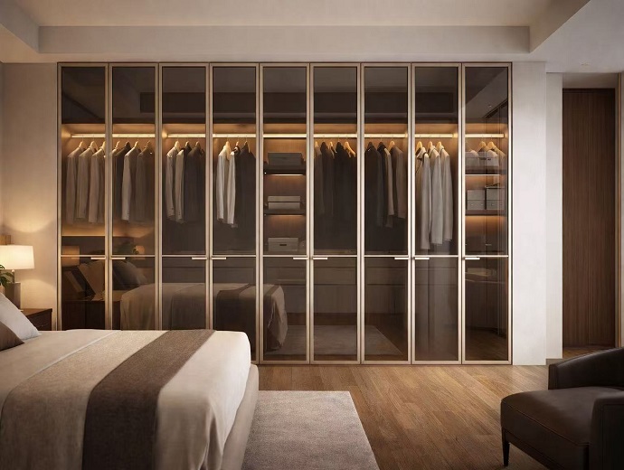 wardrobe frame